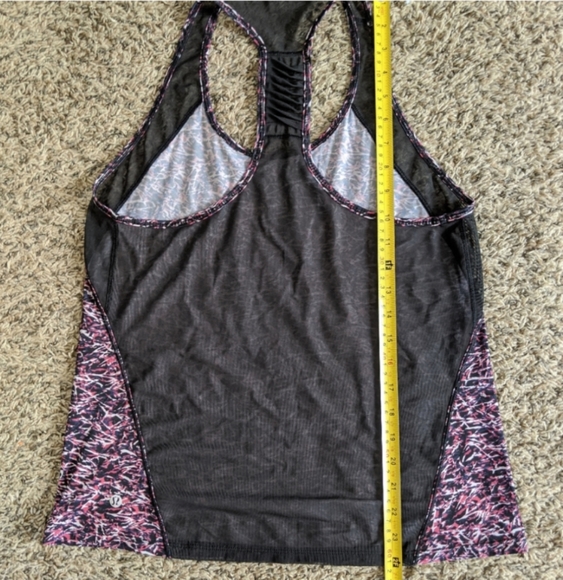 Lululemon Sunshine Salutation Tank - Size 6 - Picture 8 of 11